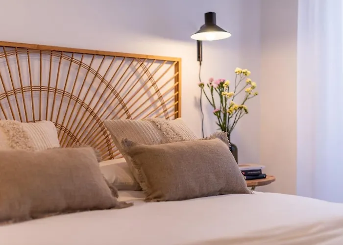 apartamentos junto a jardines del triunfo